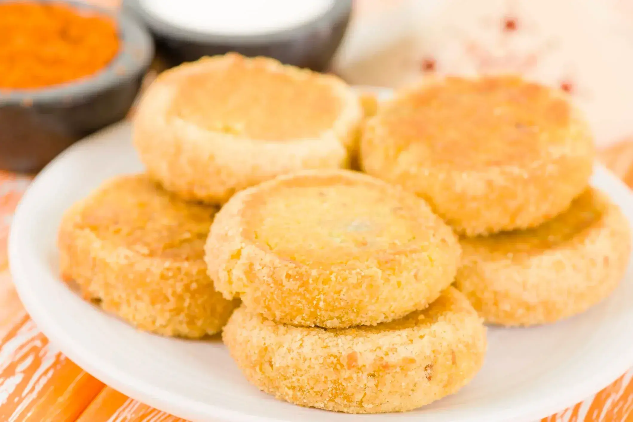 Rice cakes with sweet potatoes and black sesameimage